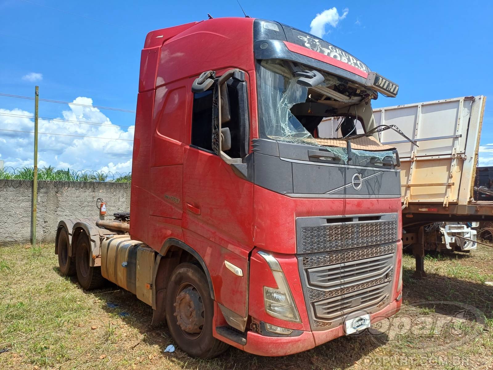 Volvo FH 460 T 12.8 I6 2022 Médio Dano