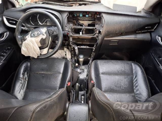 2020 TOYOTA YARIS SEDA 