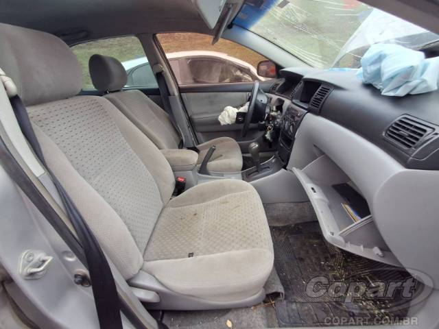 2004 TOYOTA COROLLA 