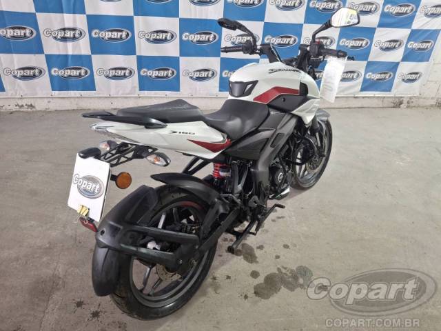 2025 BAJAJ DOMINAR 