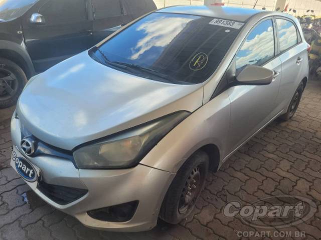 2015 HYUNDAI HB20 