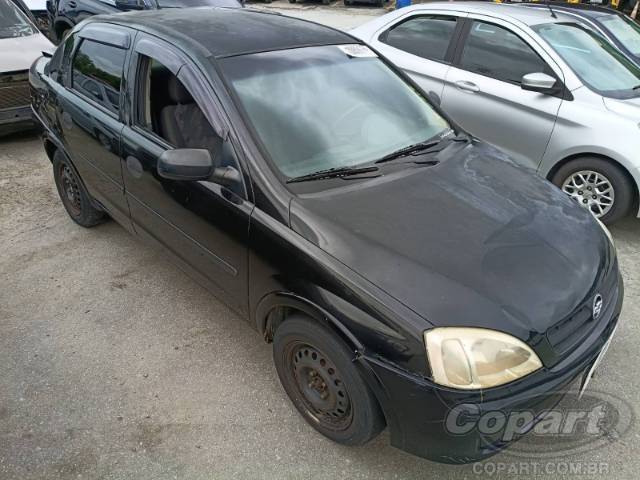 2003 CHEVROLET CORSA SEDAN 