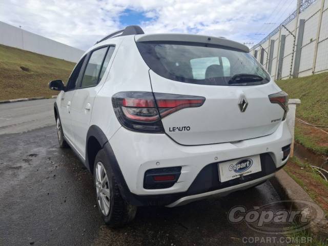 2025 RENAULT SANDERO 