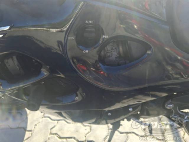1999 SUZUKI GSX750 