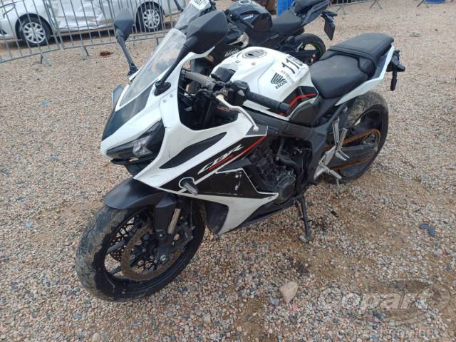 2024 HONDA CBR 650R 