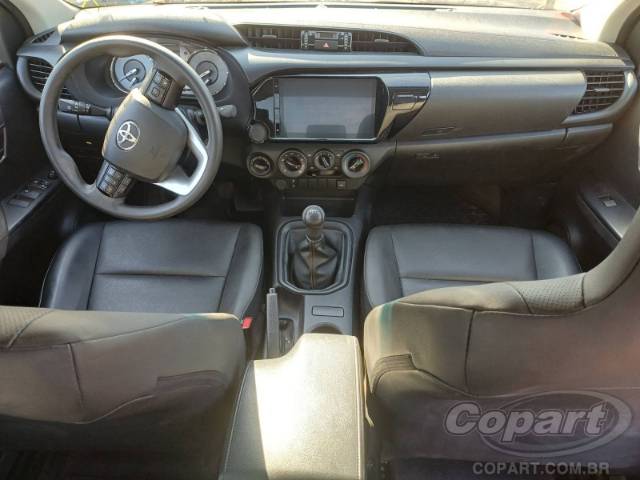 2025 TOYOTA HILUX CD 