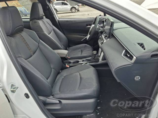 2026 TOYOTA COROLLA CROSS 