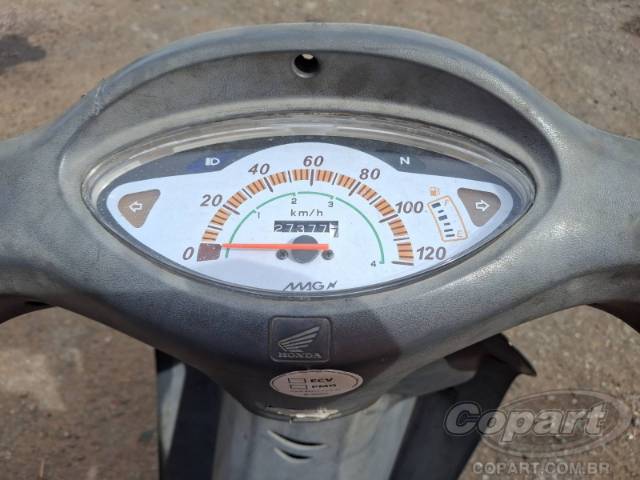 2002 HONDA C 100 