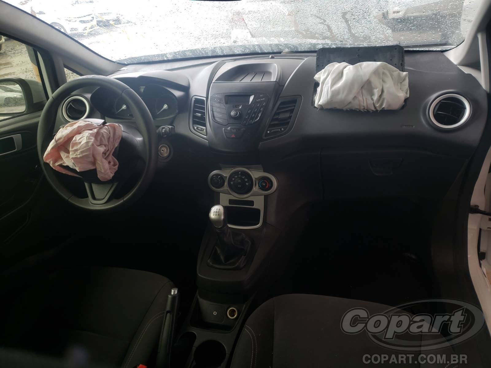 Foto 9 de 10: 2015 FORD FIESTA