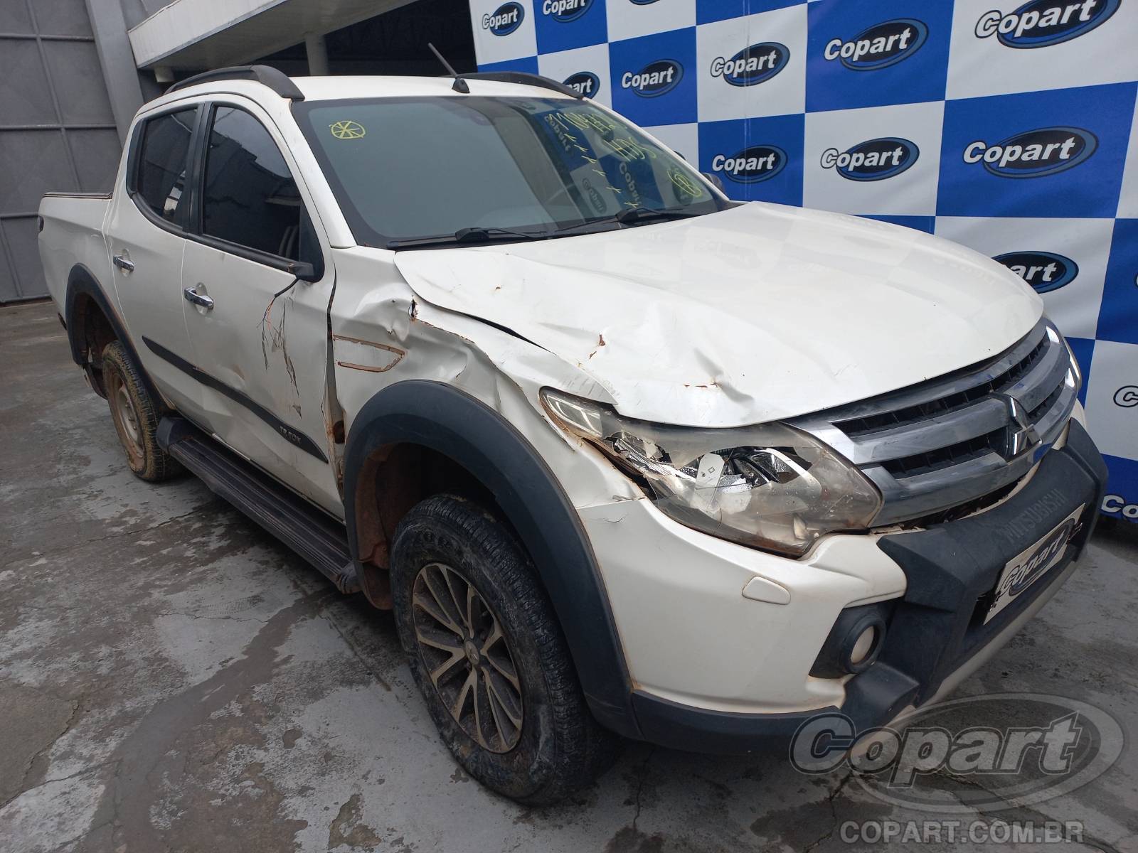 Mitsubishi L200 Triton Outdoor HPE-S 2.4 16V MIVEC Turbo 2021