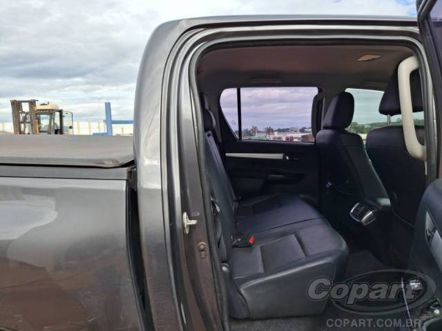 2021 TOYOTA HILUX CD 