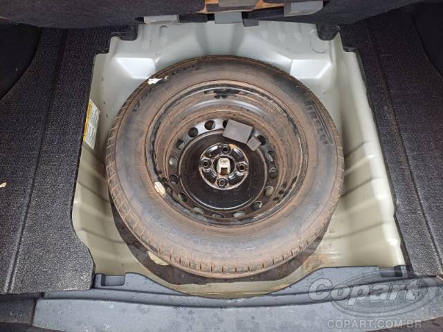 2019 TOYOTA YARIS SEDA 