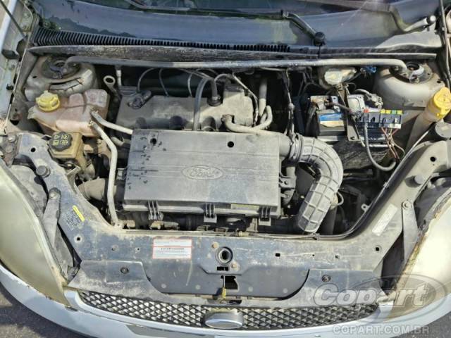 2003 FORD FIESTA 