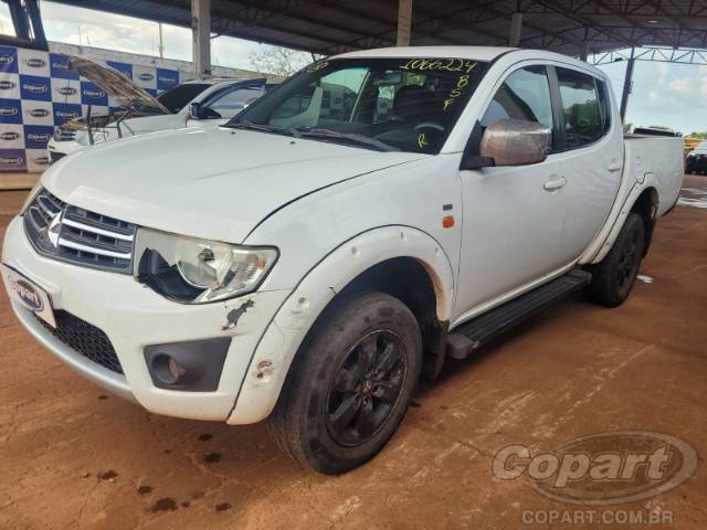 2015 MITSUBISHI L200 TRITON 