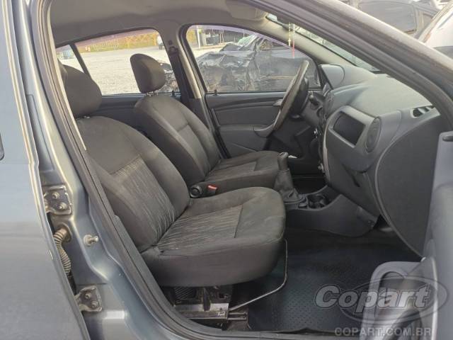 2013 RENAULT SANDERO 
