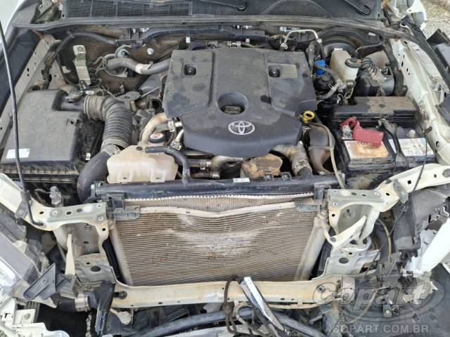 2025 TOYOTA HILUX CD 