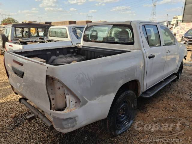 2020 TOYOTA HILUX CD 