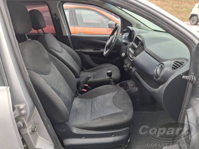 2016 FIAT UNO 