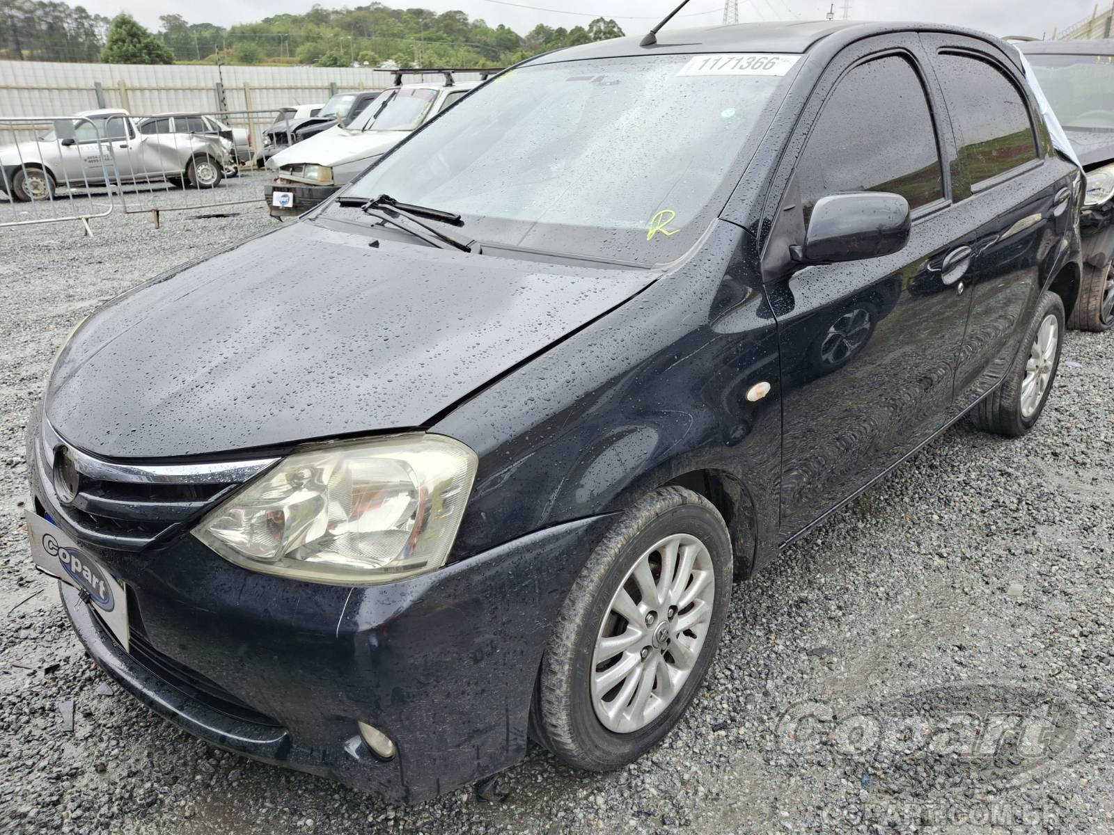 Foto 2: 2013 TOYOTA ETIOS