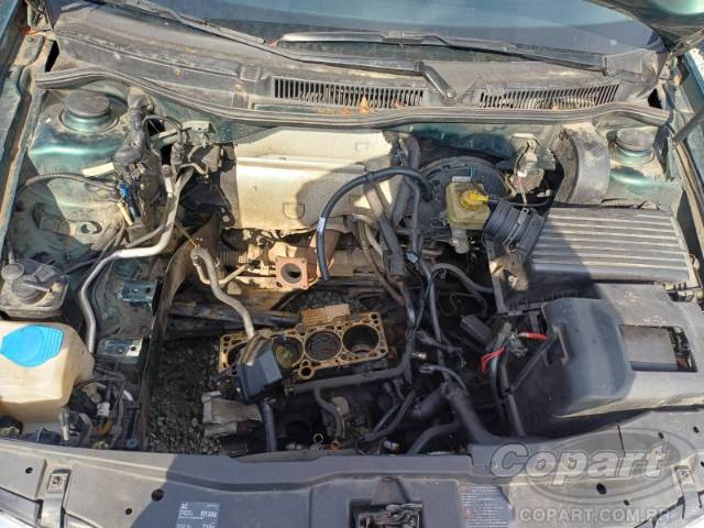 2002 VOLKSWAGEN GOLF 