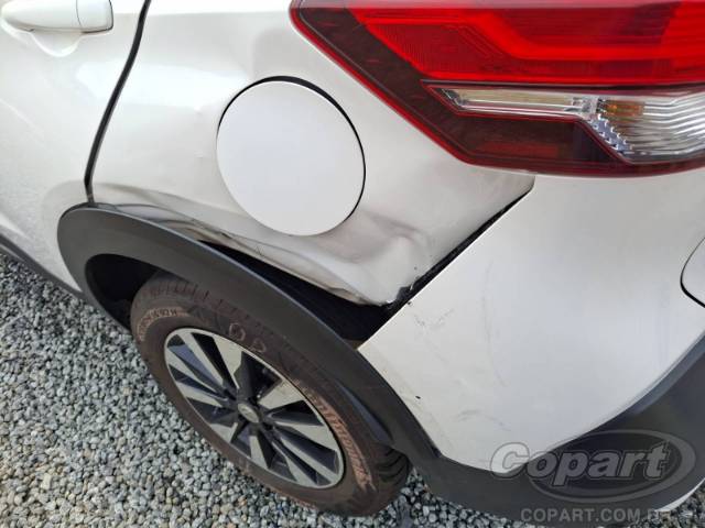 2019 NISSAN KICKS 