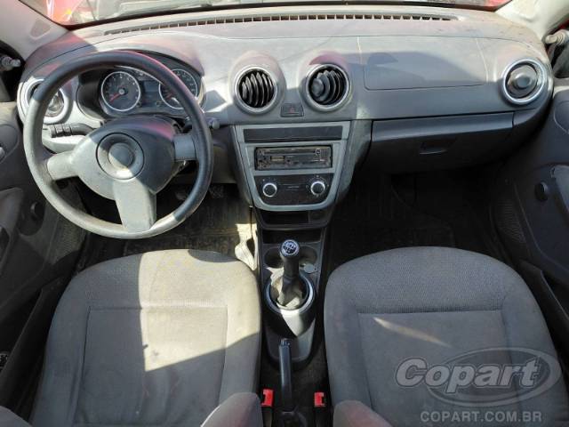 2010 VOLKSWAGEN GOL 