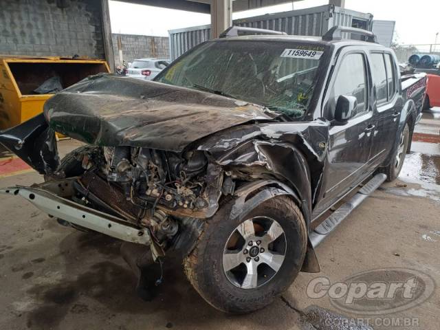 2011 NISSAN FRONTIER CD 