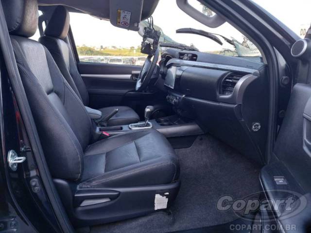 2024 TOYOTA HILUX CD 