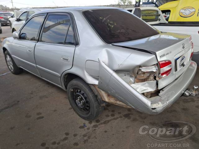 2002 TOYOTA COROLLA 