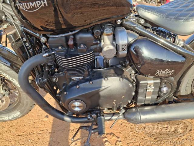 2020 TRIUMPH BONNEVILLE BOBBER 