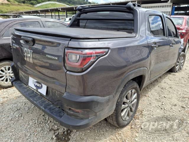 2025 FIAT STRADA CD 