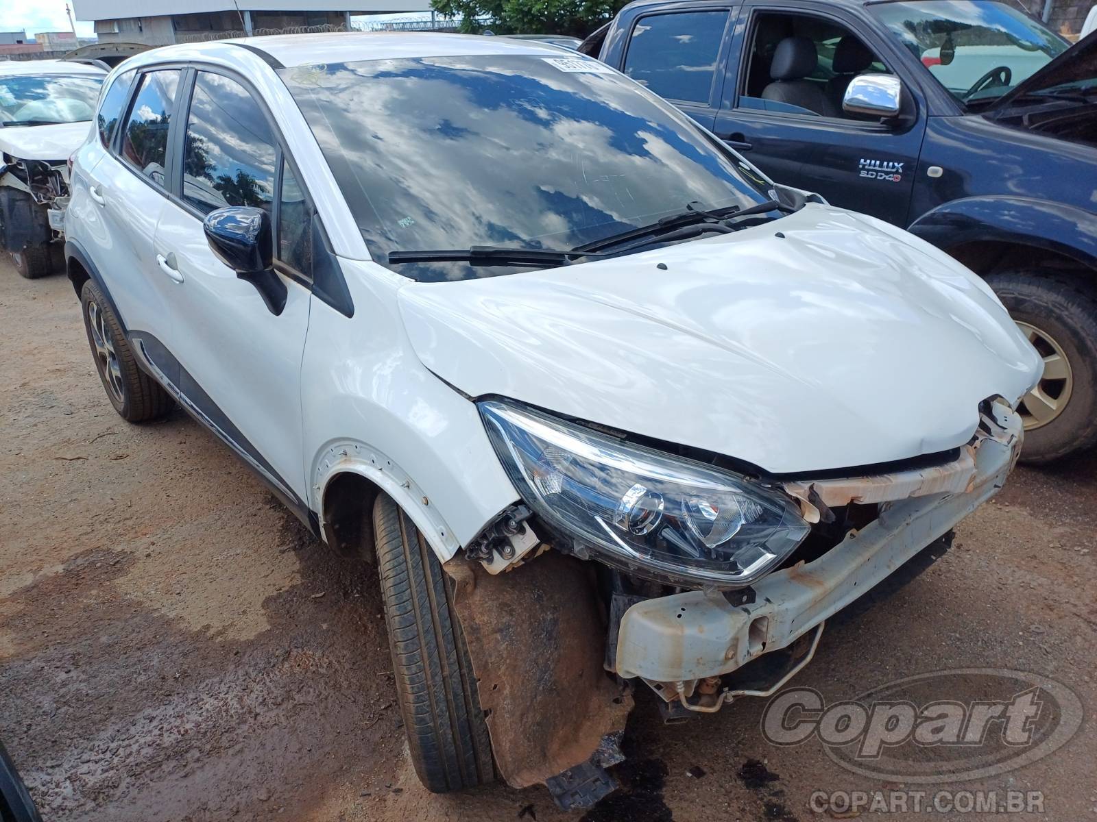 Veículo Renault Captur Renault Captur Intense 2.0 16V 2020 Pequena Monta 2020 em leilão