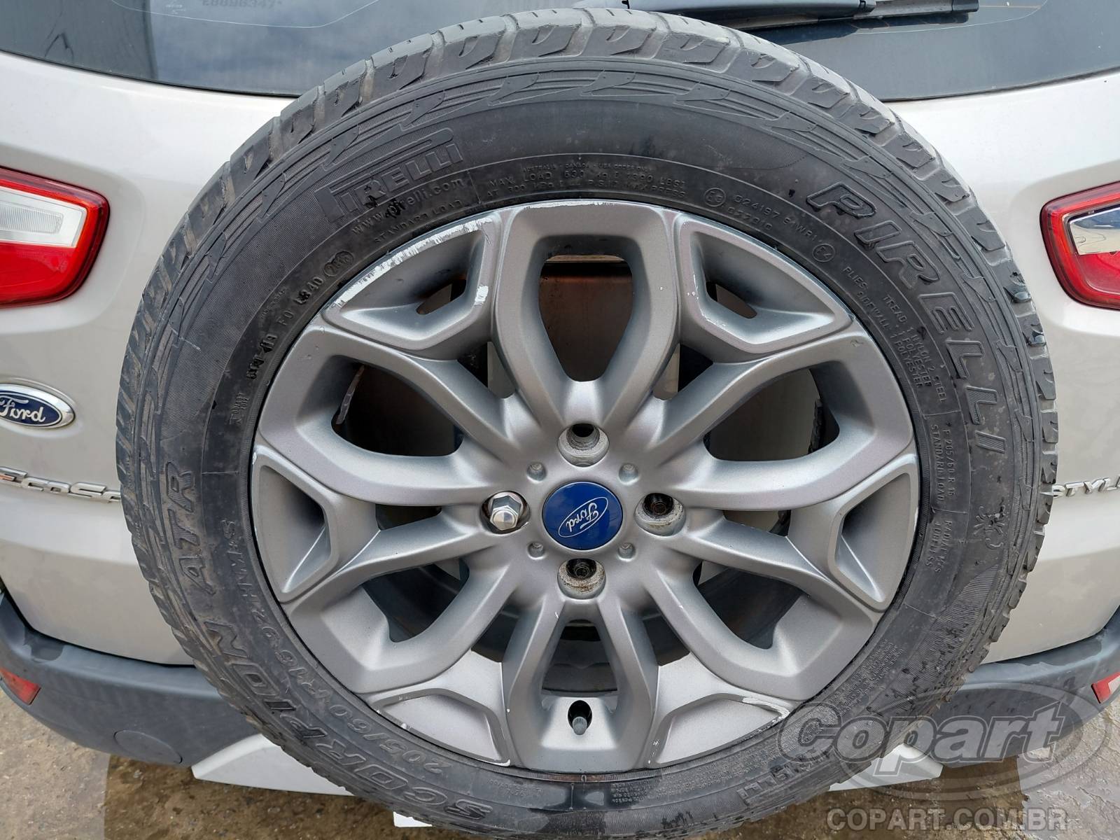 Foto 10 de 12: 2014 FORD ECOSPORT