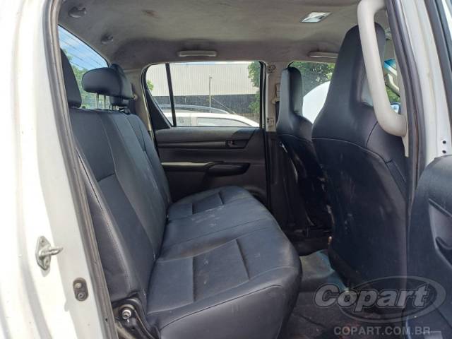 2022 TOYOTA HILUX CD 