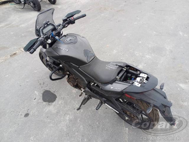 2025 BAJAJ DOMINAR 