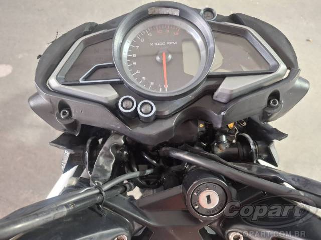 2025 BAJAJ DOMINAR 