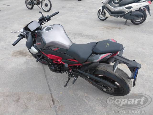 2026 KAWASAKI Z900 