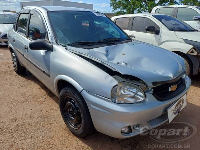 2010 CHEVROLET CLASSIC 