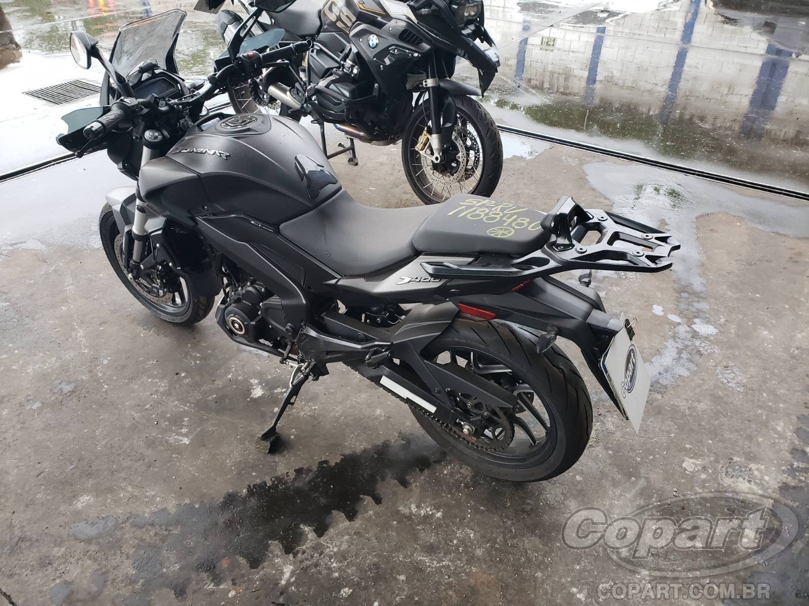 Foto 3: 2025 BAJAJ DOMINAR