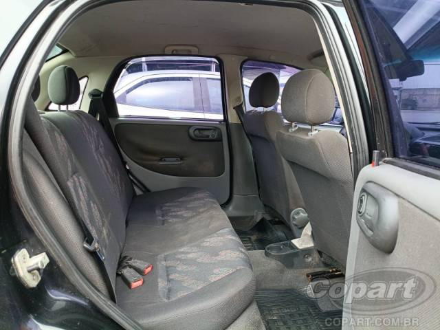 2003 CHEVROLET CORSA SEDAN 