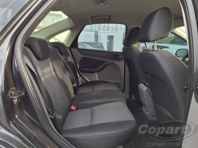 2009 FORD FOCUS SEDAN 