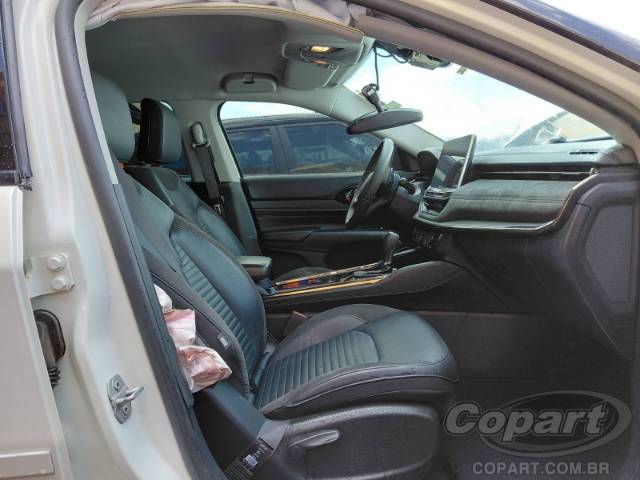 2023 JEEP COMMANDER 