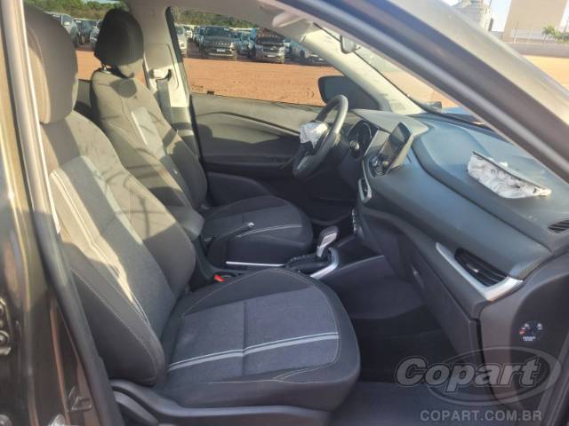 2025 CHEVROLET TRACKER 