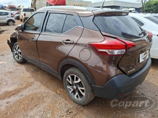 2020 NISSAN KICKS 