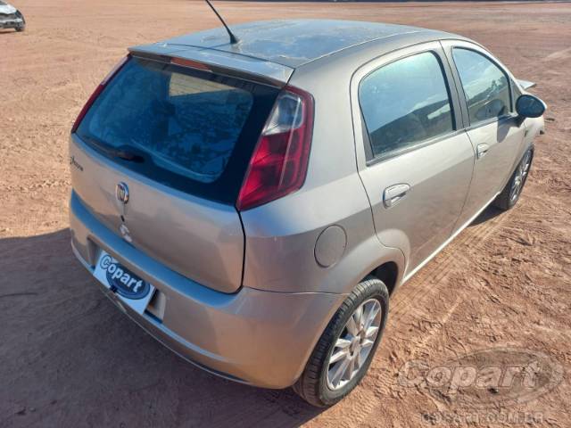 2012 FIAT PUNTO 
