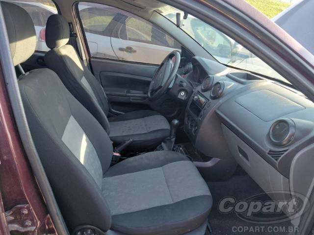 2011 FORD FIESTA 