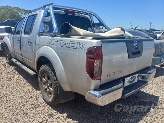 2015 NISSAN FRONTIER CD 