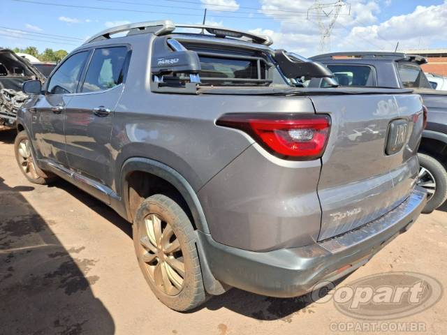2021 FIAT TORO 