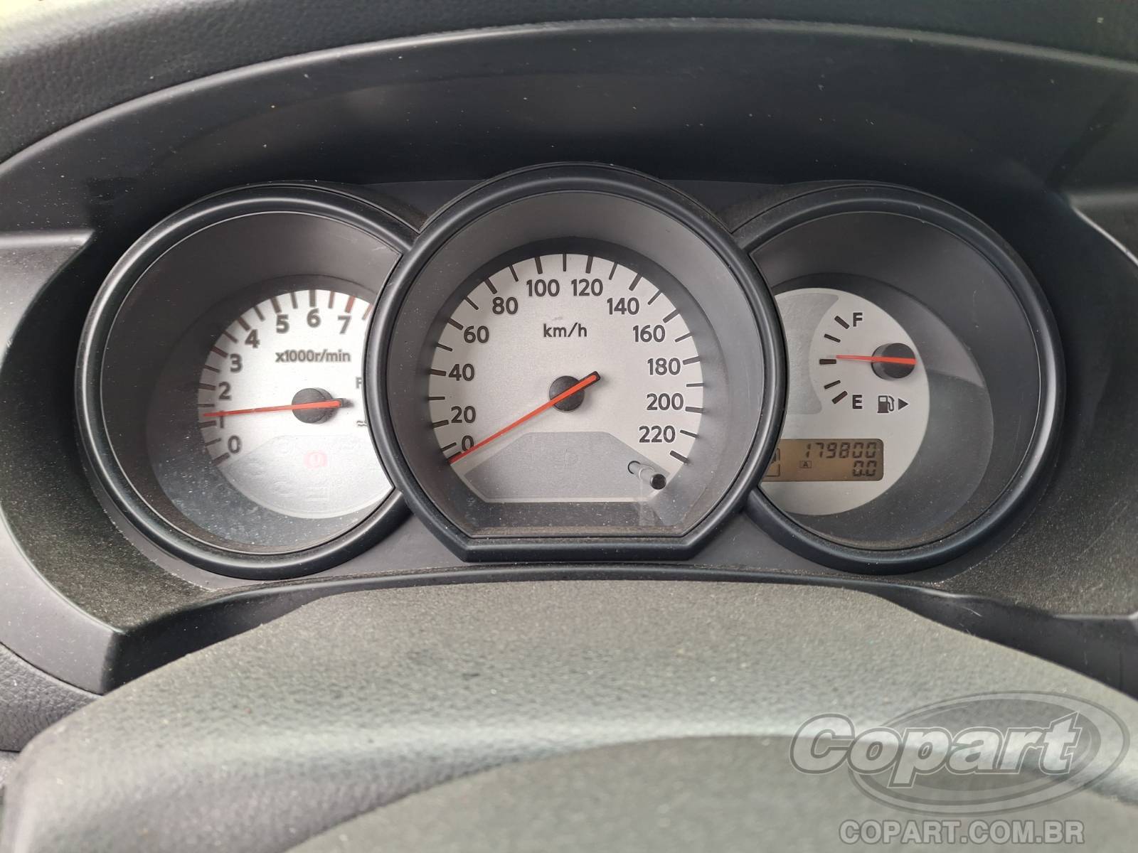 Foto 8 de 11: 2013 NISSAN LIVINA