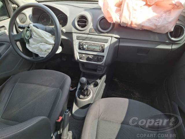 2016 VOLKSWAGEN VOYAGE 